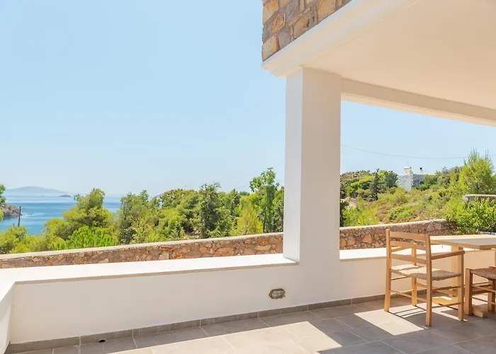 فيلة Blue Vista Patmos